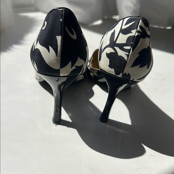 Anne Klein Black and Cream Patterned Heels - Picture 4 of 5